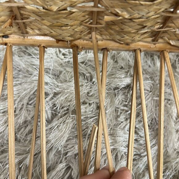 Vtg Lightweight Wicker Rattan Hanging/Sitting Woven Wall Bathroom Accent Shelf - Picture 10 of 17